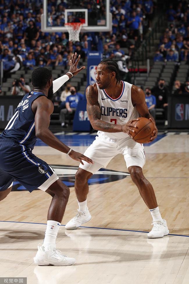 的舞台上 的舞台上